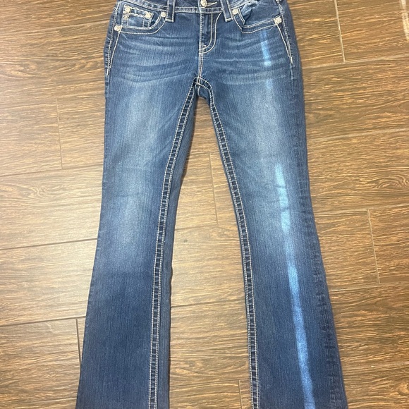 Miss Me Mid Rise Bootcut Size 27 Inseam 34 - Picture 4 of 5